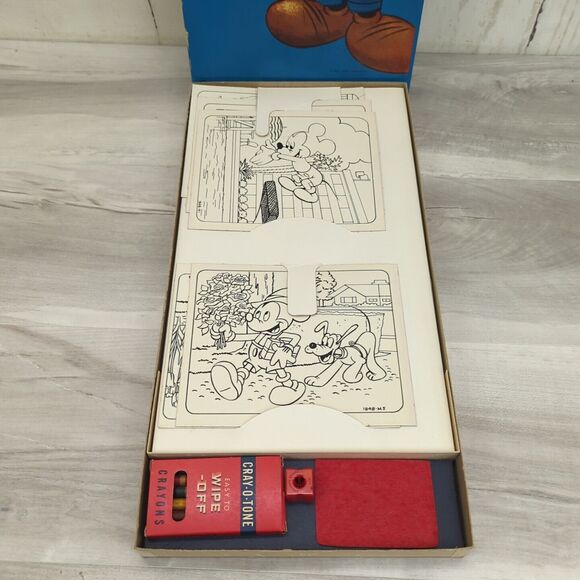 Vintage Walt Disney's Wonderful World Of Color Mickey Mouse Eras-O-Board Set - Picture 9 of 13